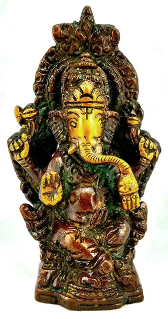 Ganesha auf Thron · Ganapati